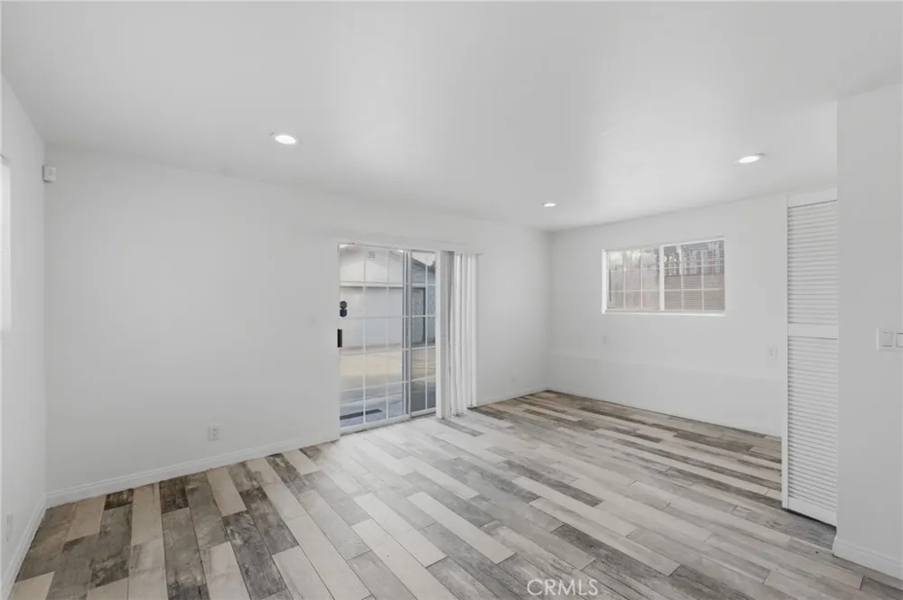 1311 W R Wilmington, CA 90744