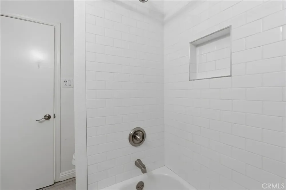 1311 W R Wilmington, CA 90744