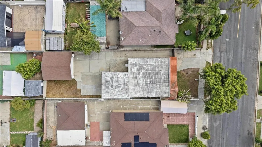 1311 W R Wilmington, CA 90744