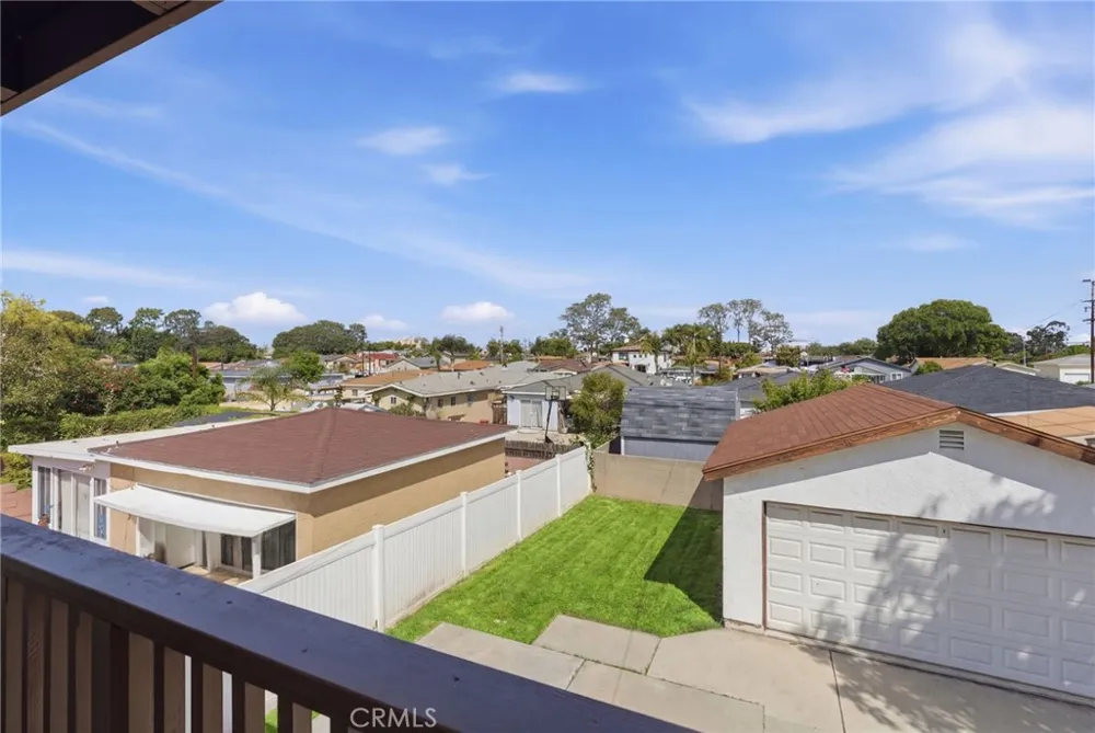 1311 W R Wilmington, CA 90744