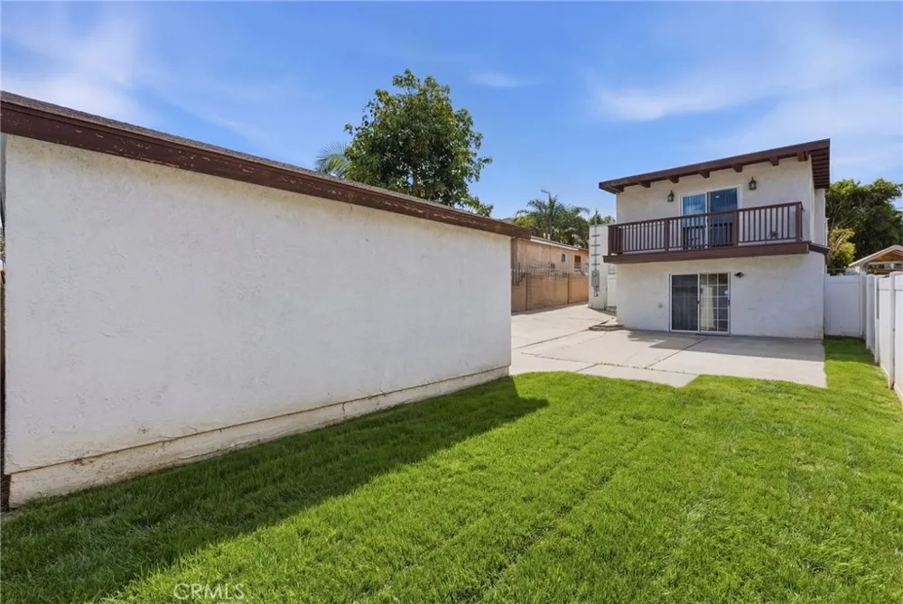 1311 W R Wilmington, CA 90744