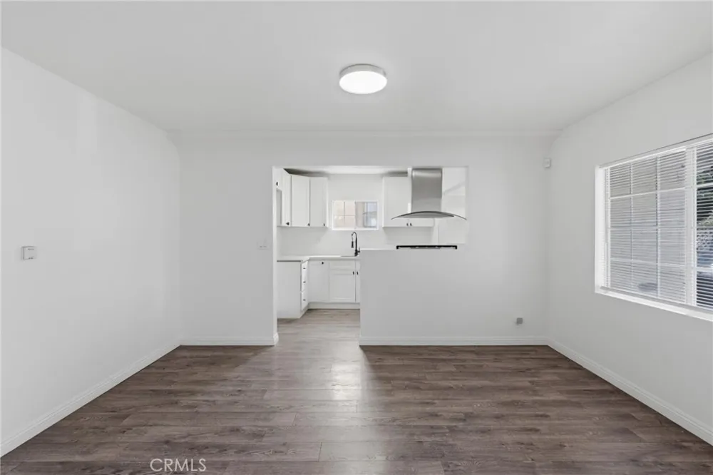 1311 W R Wilmington, CA 90744