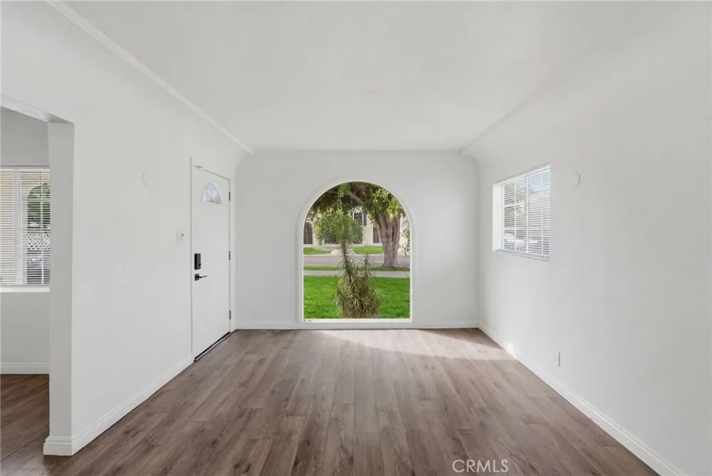 1311 W R Wilmington, CA 90744