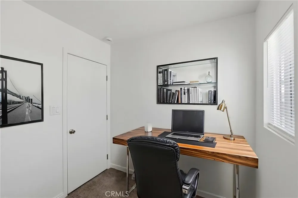 1311 W R Wilmington, CA 90744
