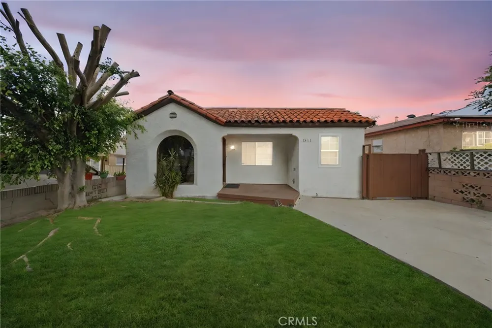 1311 W R Wilmington, CA 90744