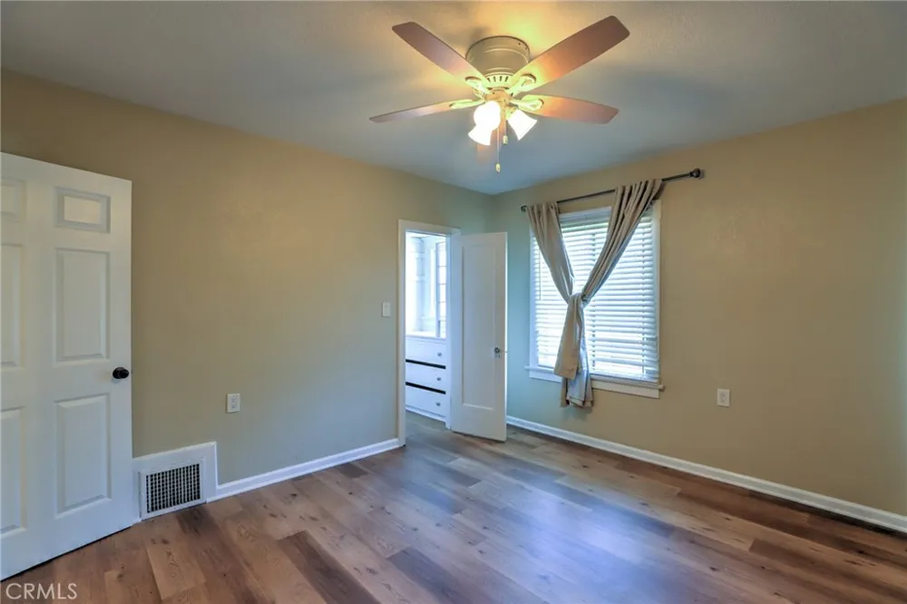 811 E Chapman Orange, CA 92866