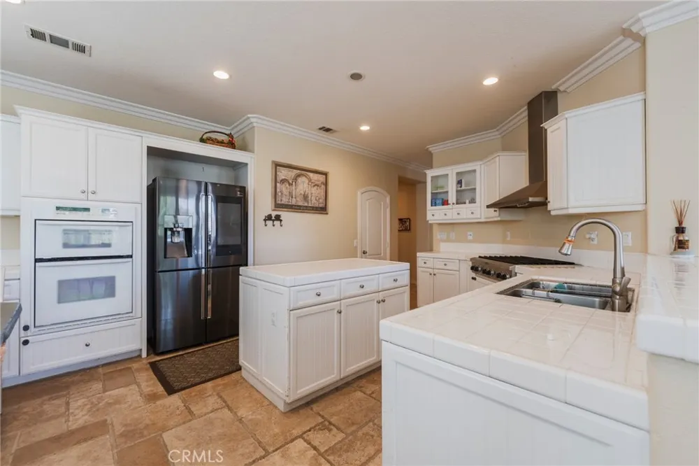 25326 Grandfir Court Corona, CA 92883