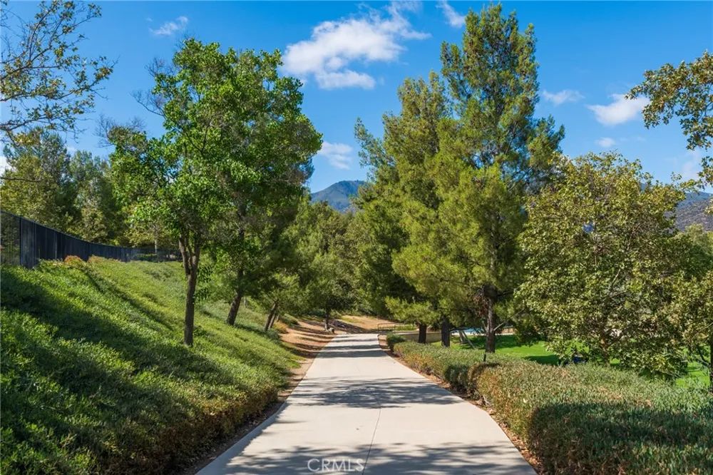 25326 Grandfir Court Corona, CA 92883