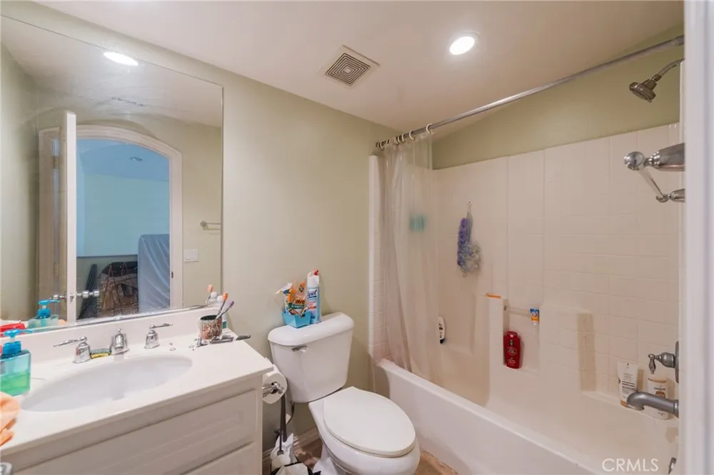25326 Grandfir Court Corona, CA 92883