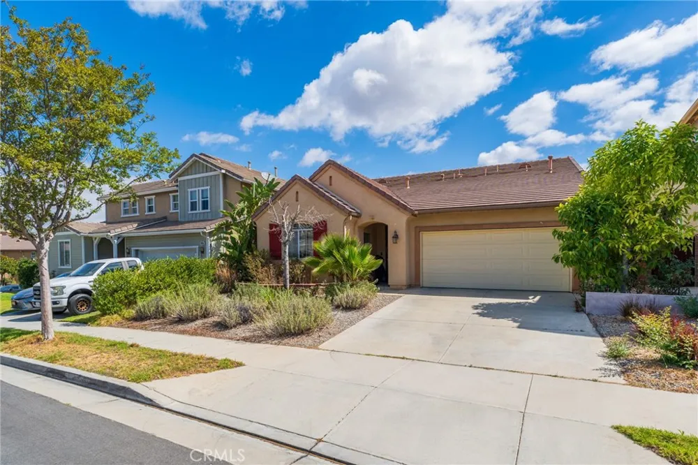 25326 Grandfir Court Corona, CA 92883