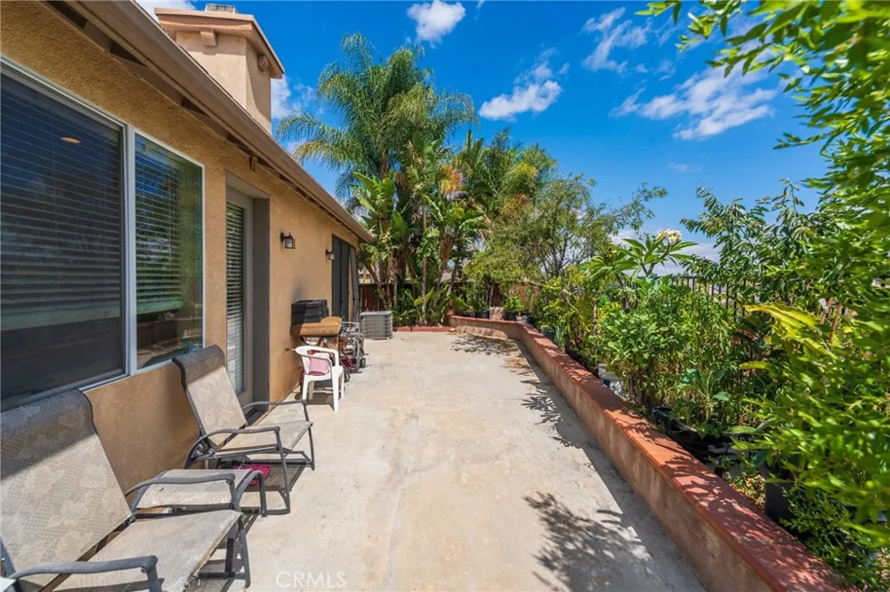 25326 Grandfir Court Corona, CA 92883