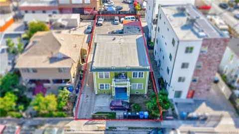 2254 W 15th