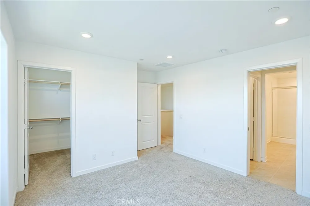 295 Vista Drive #87 La Habra, CA 90631