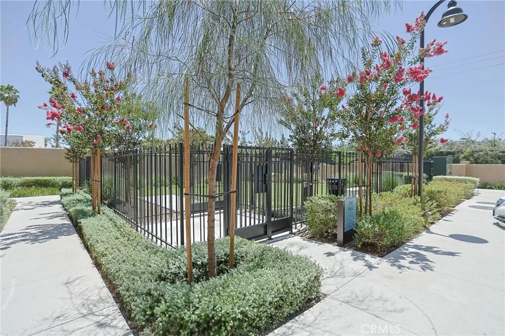 295 Vista Drive #87 La Habra, CA 90631