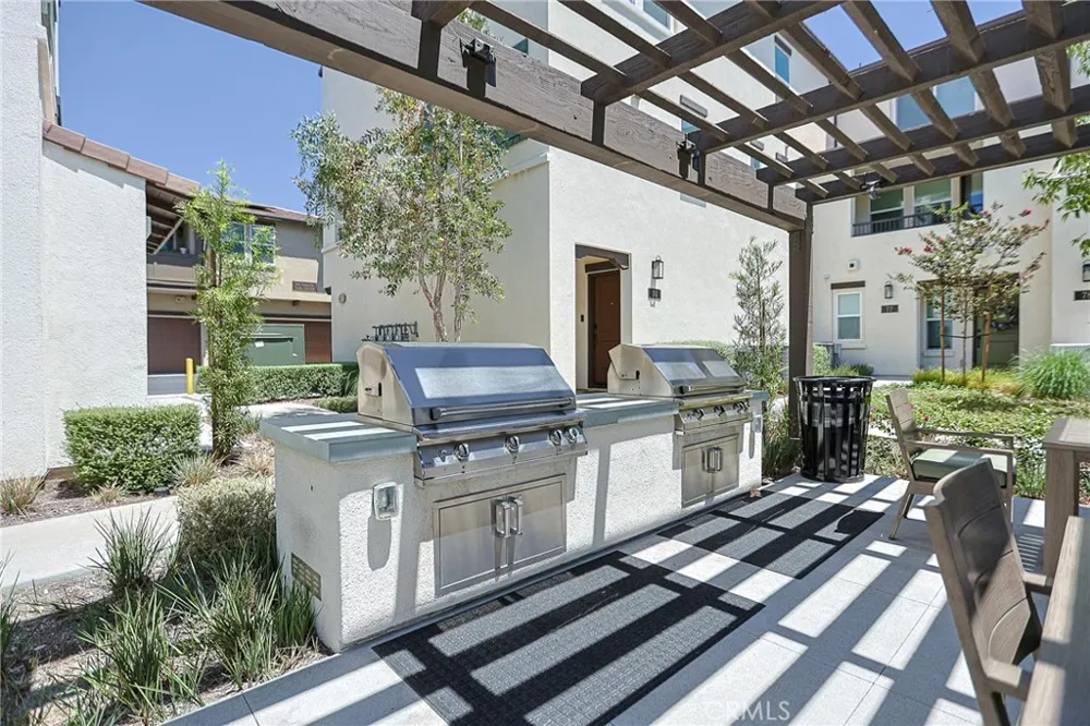 295 Vista Drive #87 La Habra, CA 90631