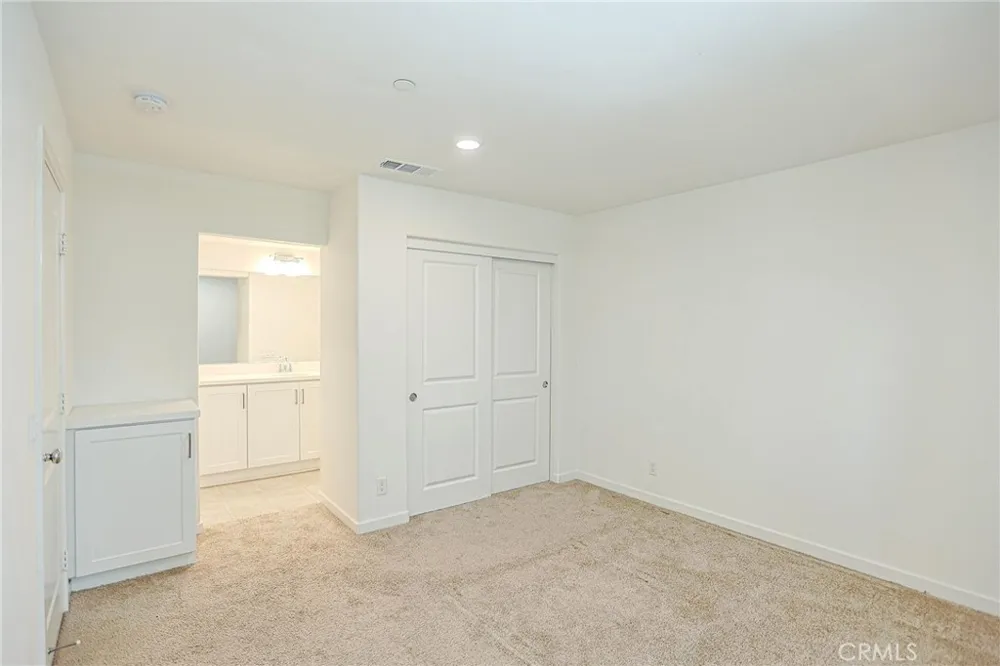 295 Vista Drive #87 La Habra, CA 90631