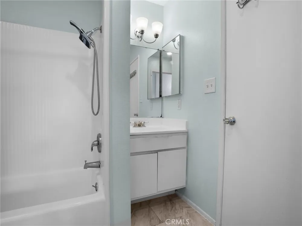 1741 Neil Armstrong Street #113 Montebello, CA 90640