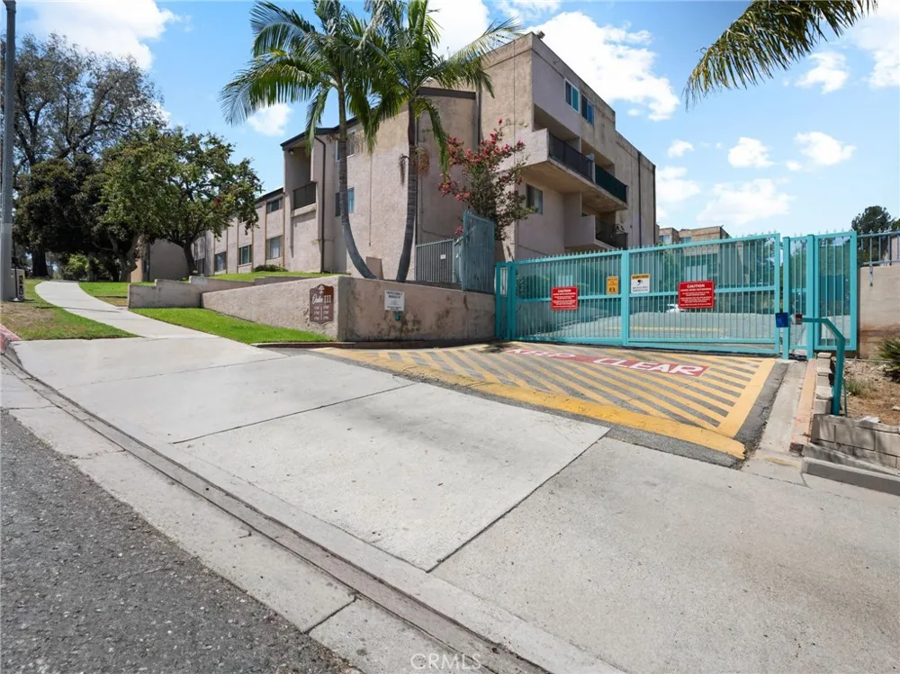 1741 Neil Armstrong Street #113 Montebello, CA 90640