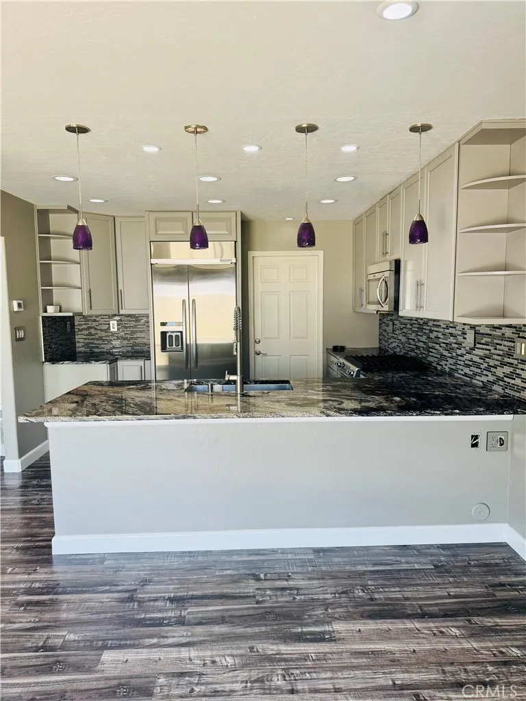 7895 Shell Huntington Beach, CA 92648
