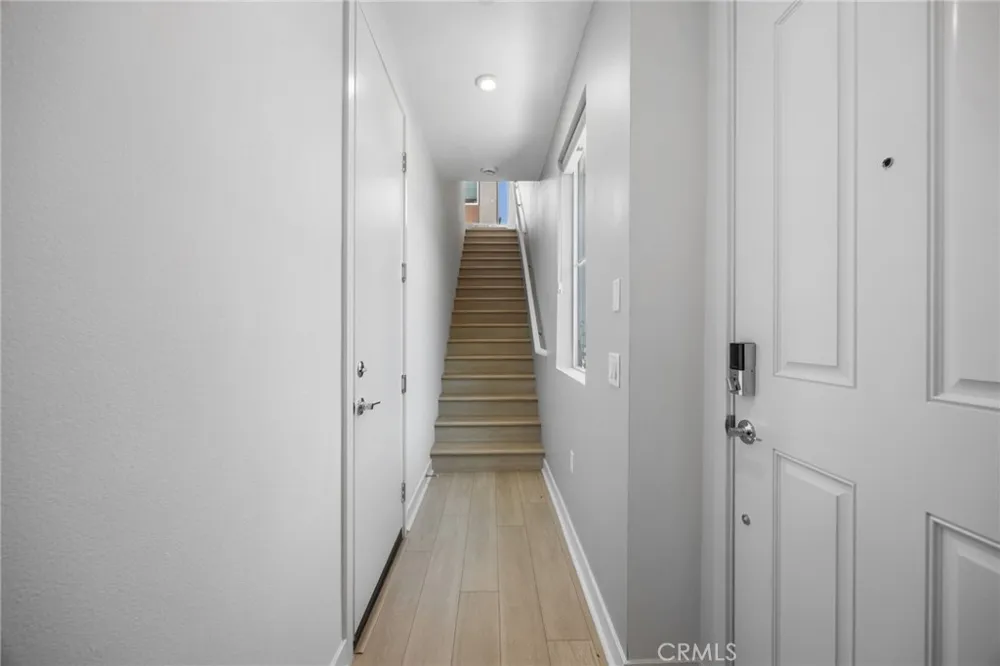 669 S Lyon Street Santa Ana, CA 92705