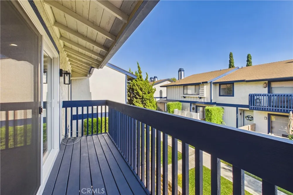 9253 Walker Street Cypress, CA 90630
