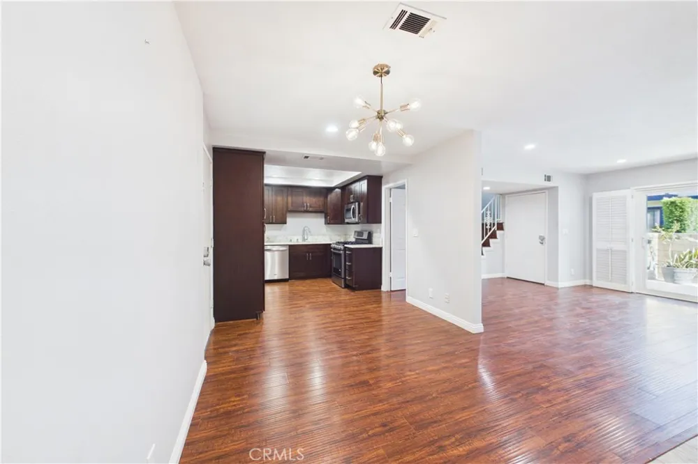 9253 Walker Street Cypress, CA 90630