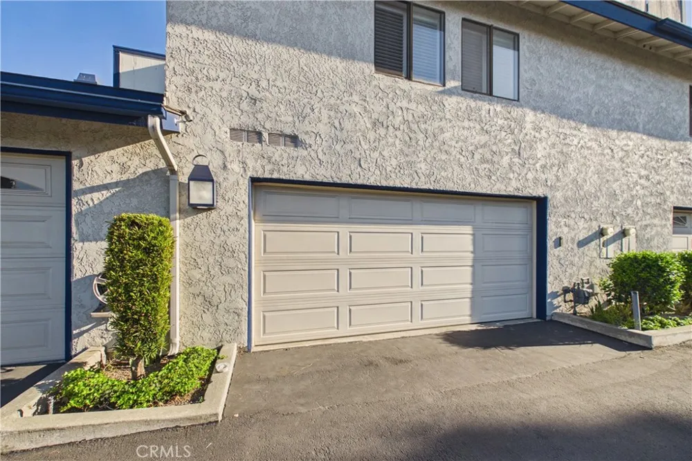 9253 Walker Street Cypress, CA 90630