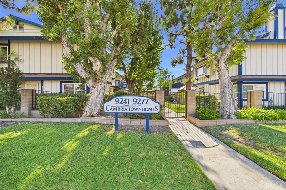 9253 Walker Street Cypress, CA 90630