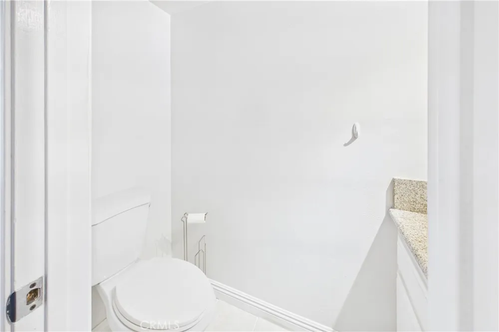 9253 Walker Street Cypress, CA 90630