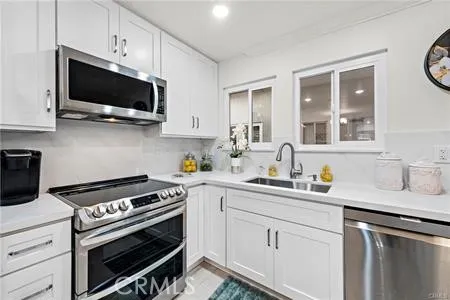 966 Calle Aragon #O Laguna Woods, CA 92637