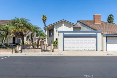 207 Los Padres