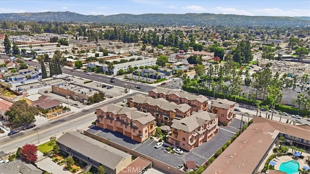 501 Lark Ellen #G Covina, CA 91722