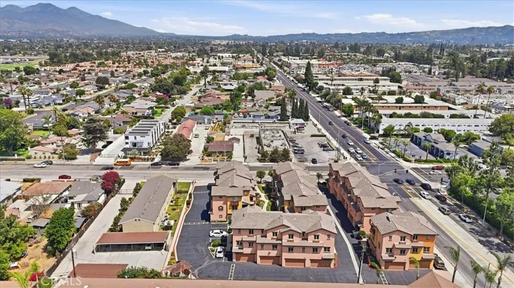 501 Lark Ellen #G Covina, CA 91722