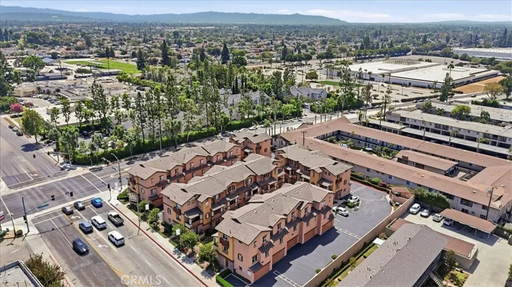 501 Lark Ellen #G Covina, CA 91722