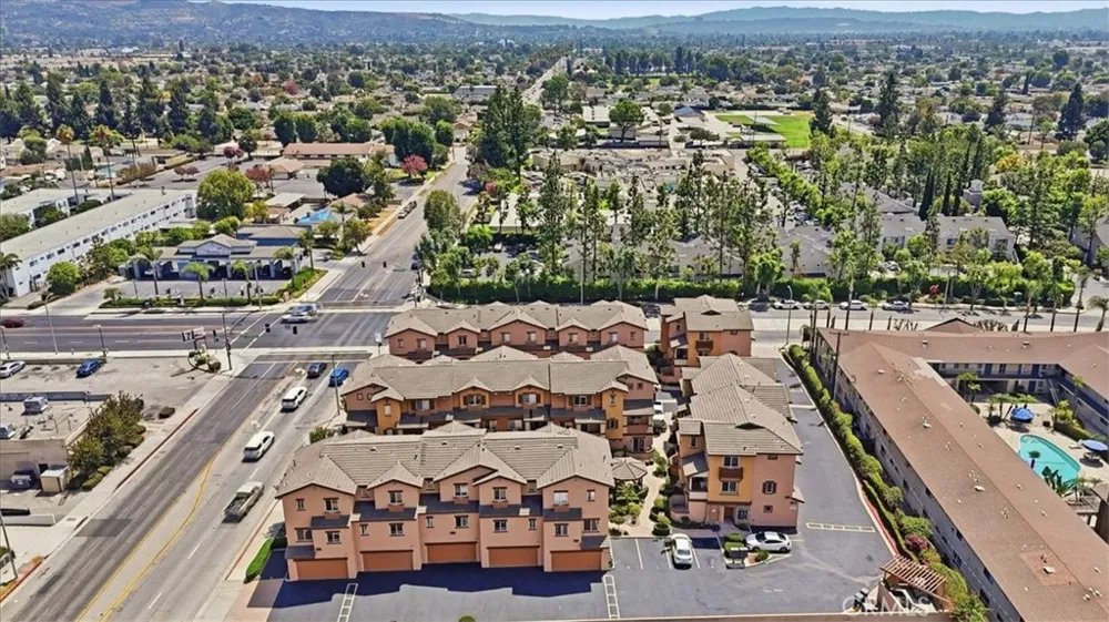501 Lark Ellen #G Covina, CA 91722