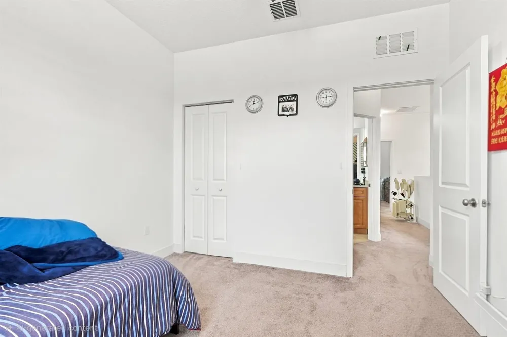3000 KING PALM WAY Riviera Beach, FL 33410