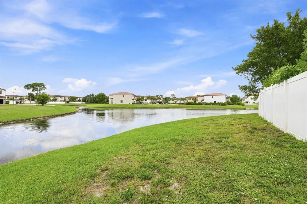 3000 KING PALM WAY Riviera Beach, FL 33410