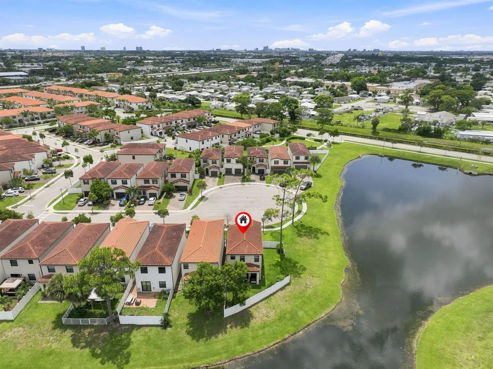 3000 KING PALM WAY Riviera Beach, FL 33410