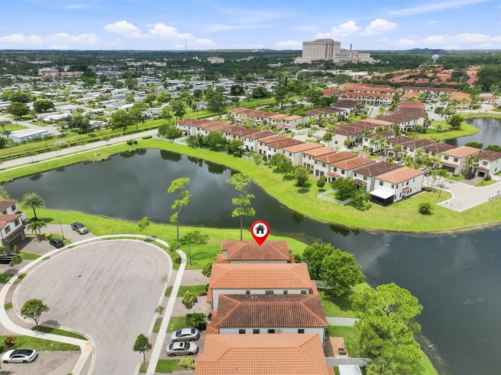 3000 KING PALM WAY Riviera Beach, FL 33410