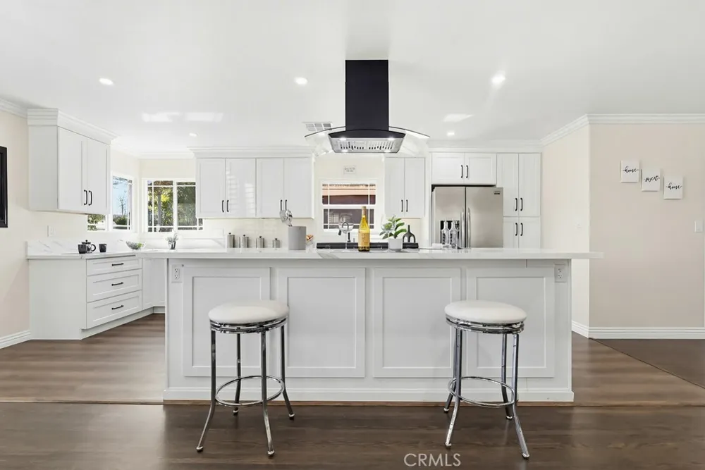 3133 Cedar Avenue Long Beach, CA 90806