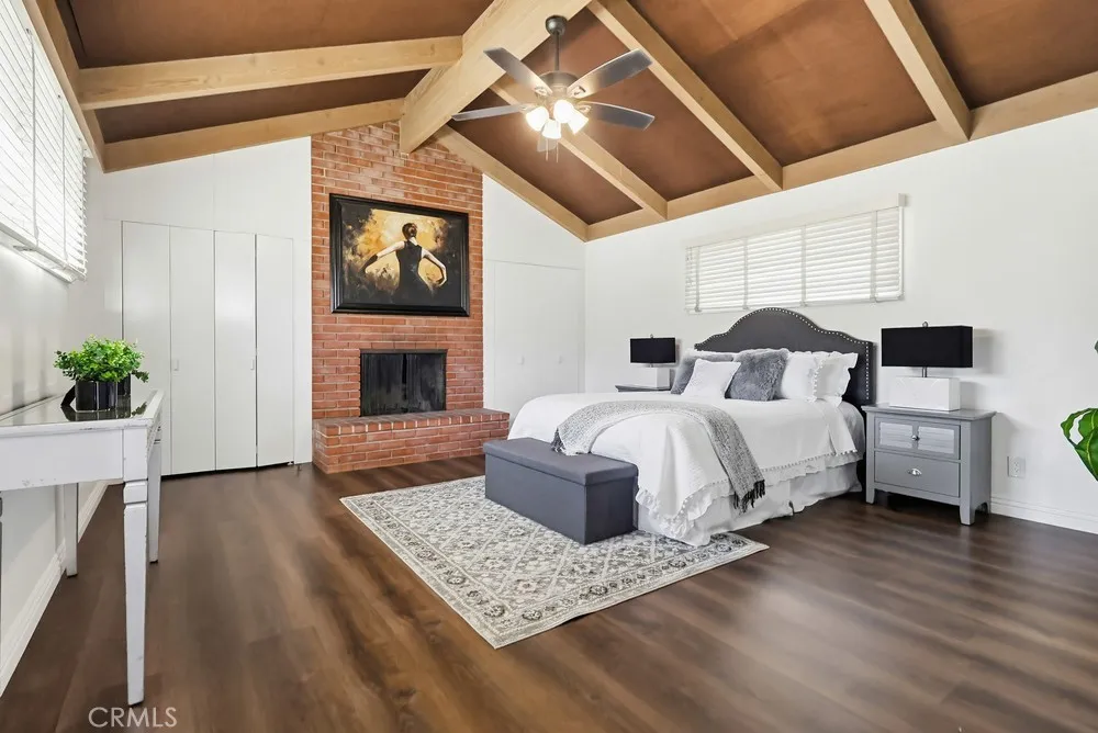 3133 Cedar Avenue Long Beach, CA 90806