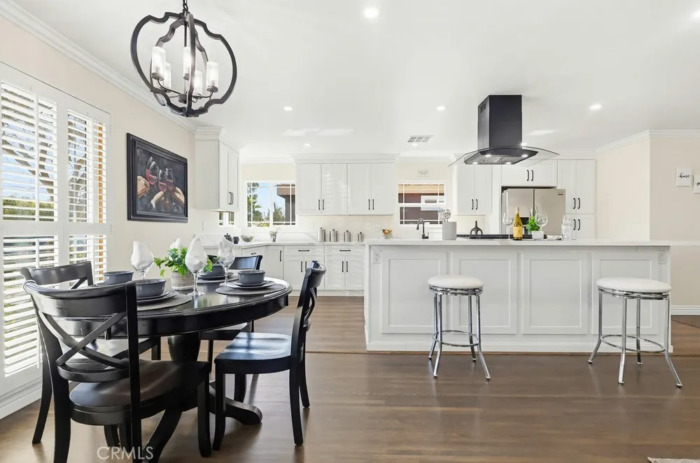 3133 Cedar Avenue Long Beach, CA 90806