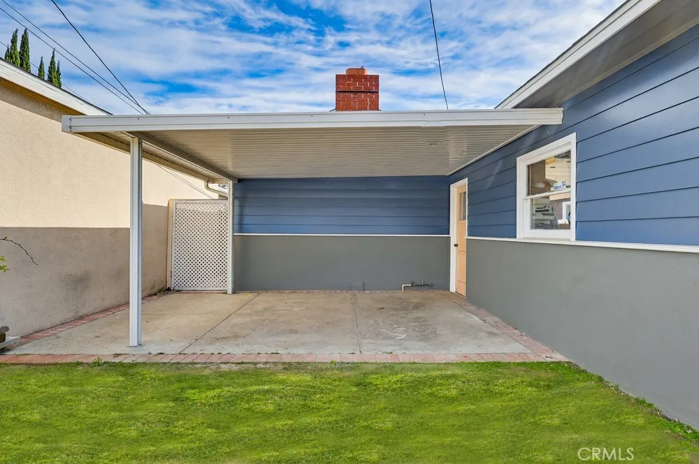 3133 Cedar Avenue Long Beach, CA 90806