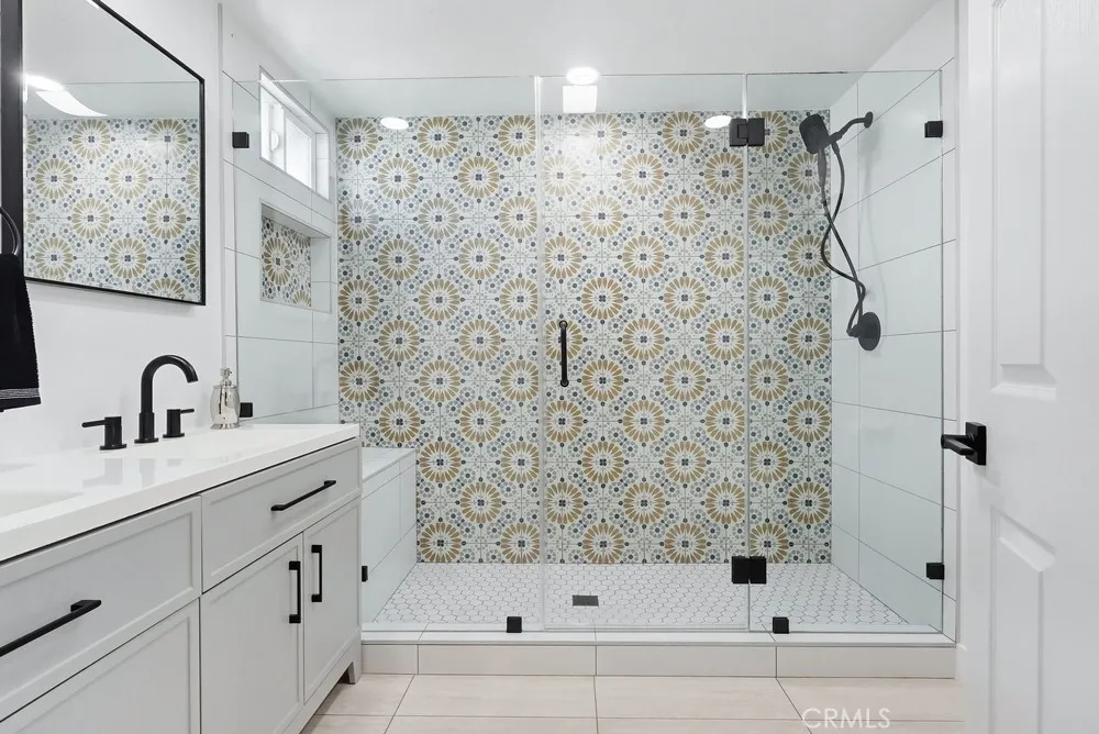 3133 Cedar Avenue Long Beach, CA 90806