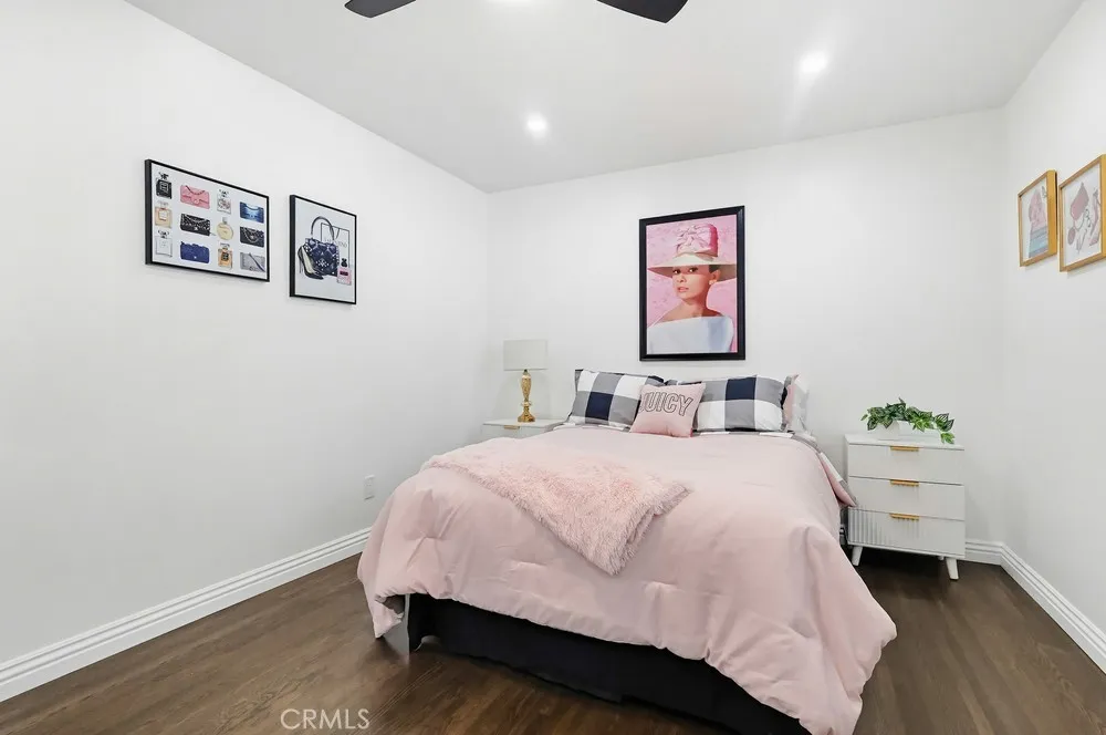 3133 Cedar Avenue Long Beach, CA 90806