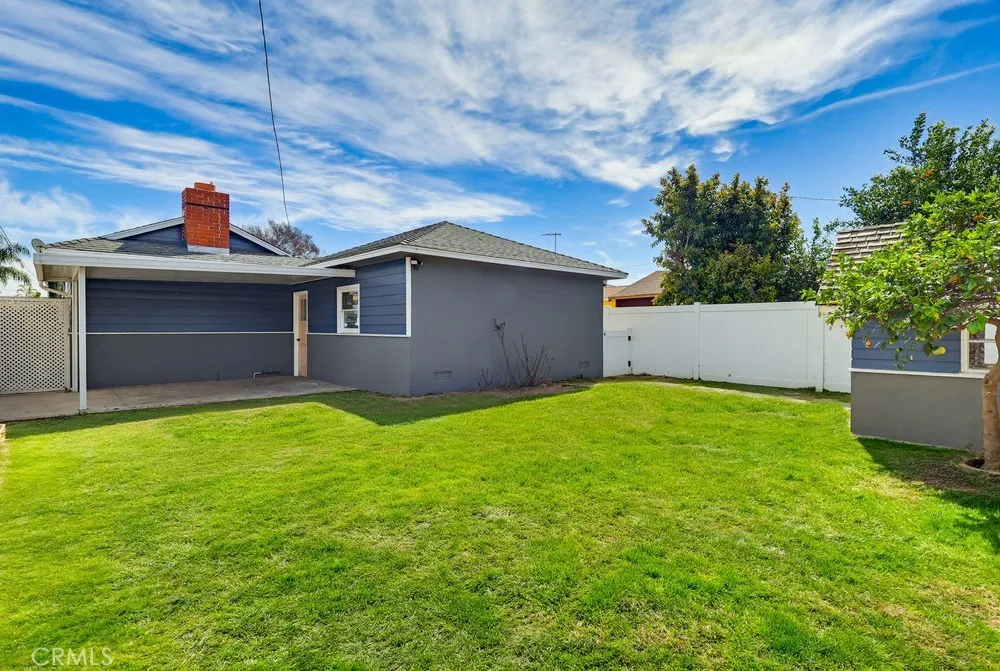 3133 Cedar Avenue Long Beach, CA 90806
