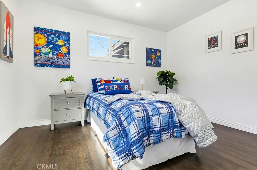 3133 Cedar Avenue Long Beach, CA 90806