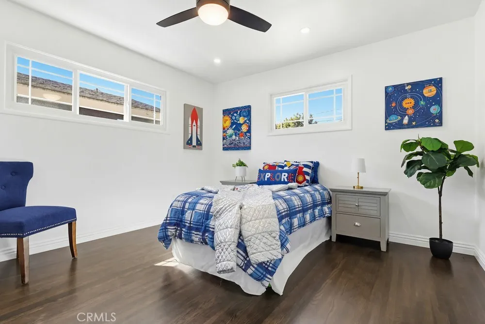 3133 Cedar Avenue Long Beach, CA 90806