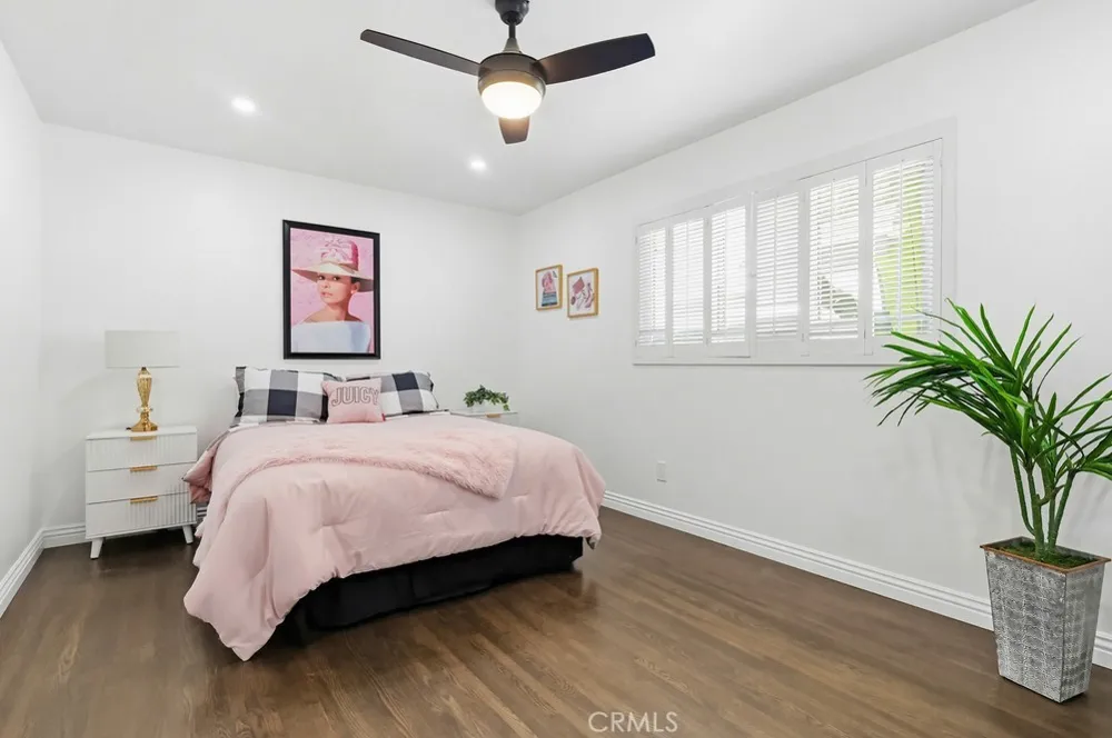 3133 Cedar Avenue Long Beach, CA 90806
