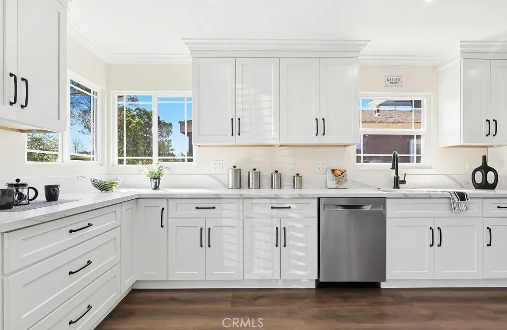 3133 Cedar Avenue Long Beach, CA 90806